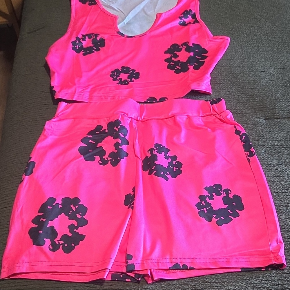 Women's Pink/Black Floral Knit 2-Piece Set Sleeveless Tank Top & Shorts S